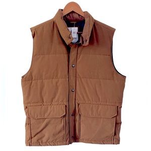 NWT-GAP MENS WATERPROOF HEAVY VEST